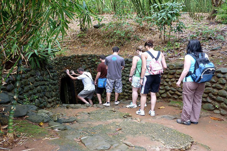 Private Cu Chi Tunnels Journey Plus Unbelievable Cao Dai Temple